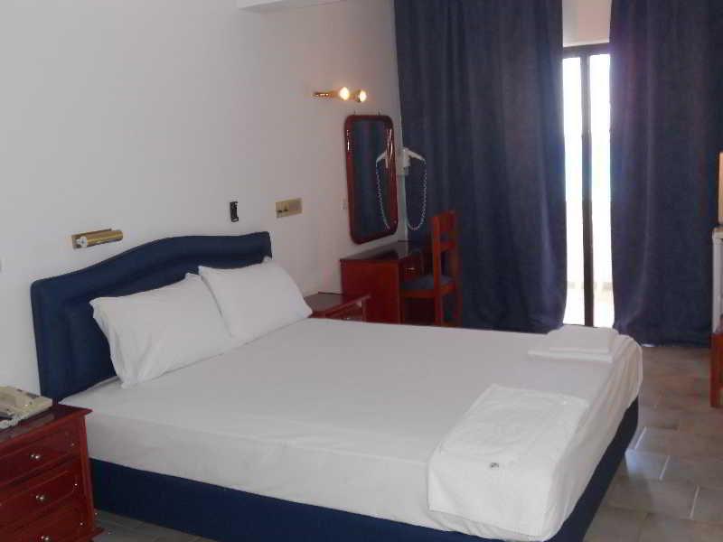 Mediterranean Hotel Карпатос Экстерьер фото