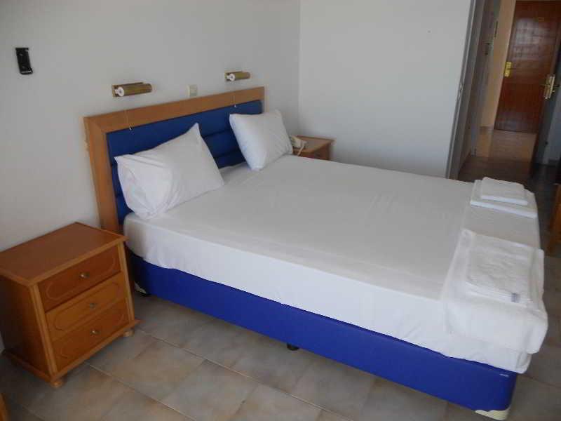 Mediterranean Hotel Карпатос Экстерьер фото